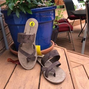 NWT seven7 sandals